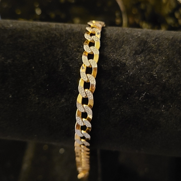 7in Vermeil Diamond Cut Cuban Link Bracelet - Picture 5 of 5